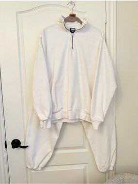 White terry TNA (Aritzia) mega sweatsuit